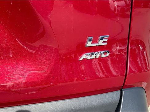 Used 2024 Toyota RAV4 LE image 10