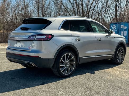 Used 2022 Lincoln Nautilus Reserve w/ Equipment Group 201A AWD/4WD image 3