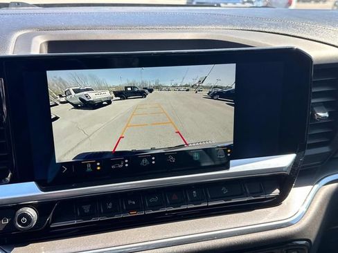 Used 2024 Chevrolet Silverado 2500 High Country w/ Technology Package image 36