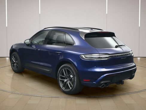 New 2026 Porsche Macan AWD/4WD image 3
