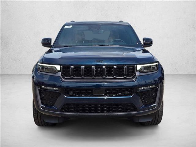 New 2026 Jeep Grand Cherokee Summit w/ Obsidian Package AWD/4WD image 5