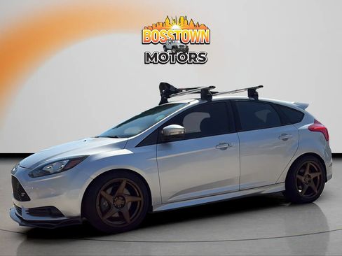 Used 2014 Ford Focus ST FWD image 2