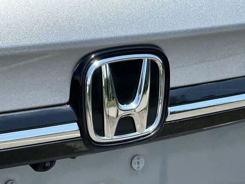 Used 2023 Honda Odyssey Touring image 32