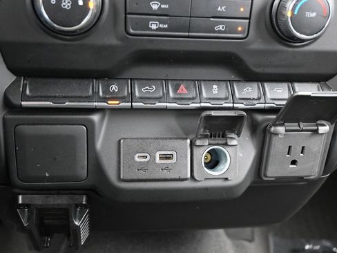Used 2022 Chevrolet Silverado 1500 Custom RWD image 26