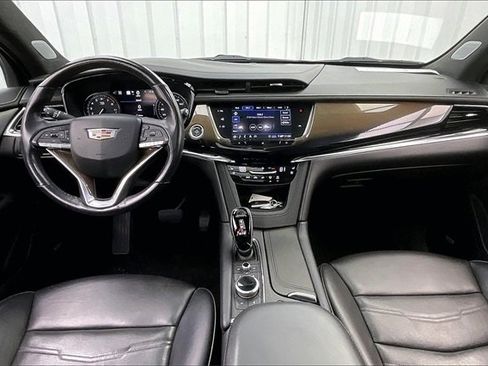 Used 2020 Cadillac XT6 Premium Luxury w/ Platinum Package image 15