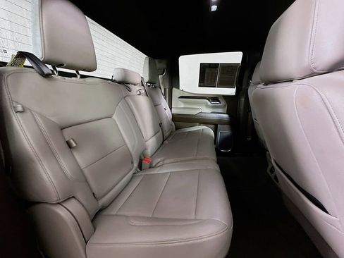Used 2024 GMC Sierra 1500 SLT RWD image 11
