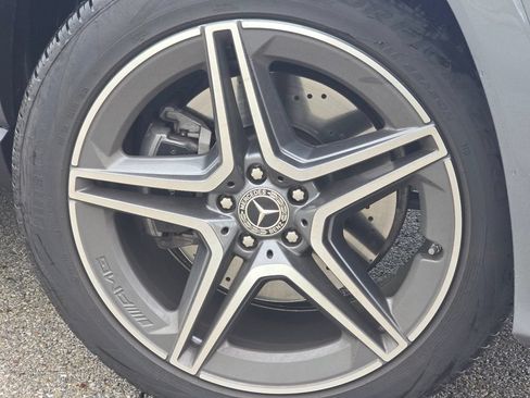 Certified 2026 Mercedes-Benz GLS 450 4MATIC image 10