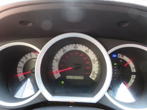 Used 2012 Toyota Tacoma 4x4 Double Cab image 14