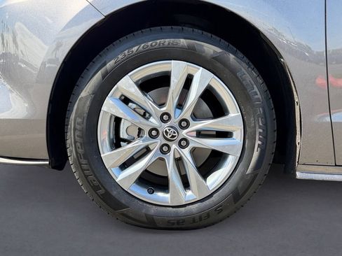 Certified 2024 Toyota Sienna XLE w/ XLE Plus Package FWD image 12