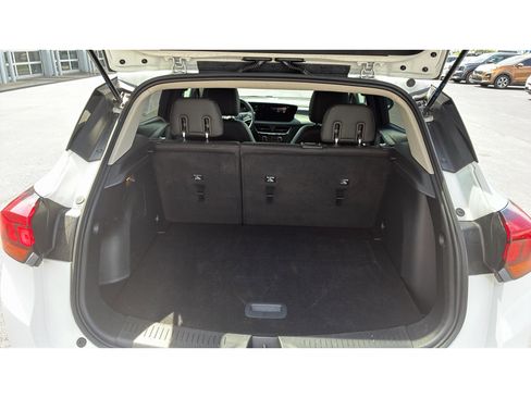 Used 2025 Buick Encore GX Preferred FWD image 9