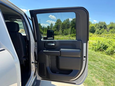 New 2026 Chevrolet Silverado 2500 Custom w/ Custom Value Package AWD/4WD image 32