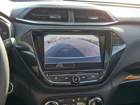 Certified 2023 Chevrolet TrailBlazer LT w/ Convenience Package image 18
