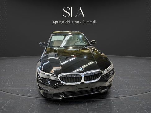 Used 2020 BMW 330i xDrive Sedan AWD/4WD image 2