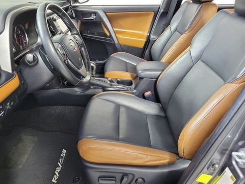 Used 2018 Toyota RAV4 SE w/ Power Extra Value Package FWD image 7