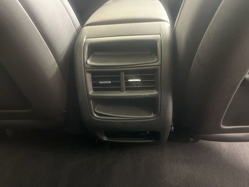 Used 2019 Cadillac XT5 Luxury image 8