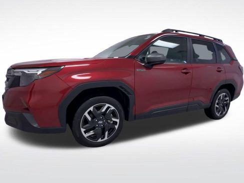 Used 2026 Subaru Forester Premium AWD/4WD image 4