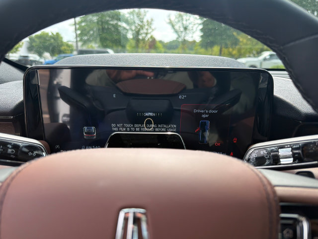 New 2026 Lincoln Aviator Reserve w/ Jet Appearance Package AWD/4WD image 34