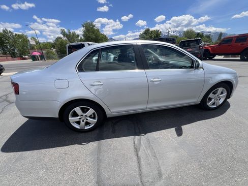 Used 2008 Volkswagen Jetta SE FWD image 6