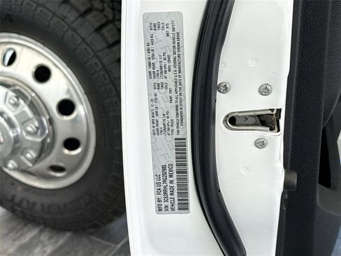 Used 2024 RAM 3500 Big Horn w/ Sport Appearance Package image 37