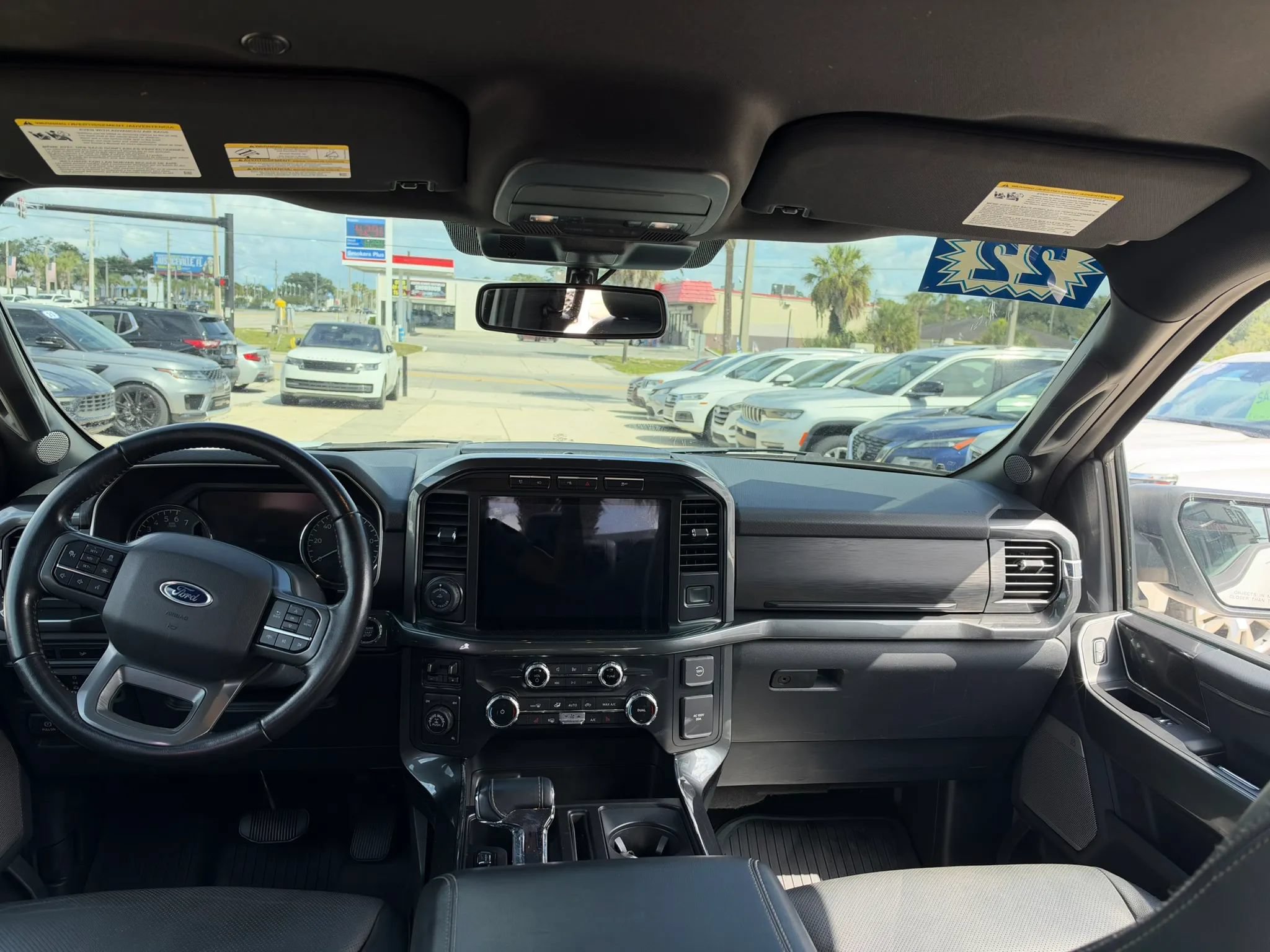 Used 2022 Ford F150 XLT w/ Equipment Group 302A High AWD/4WD image 9