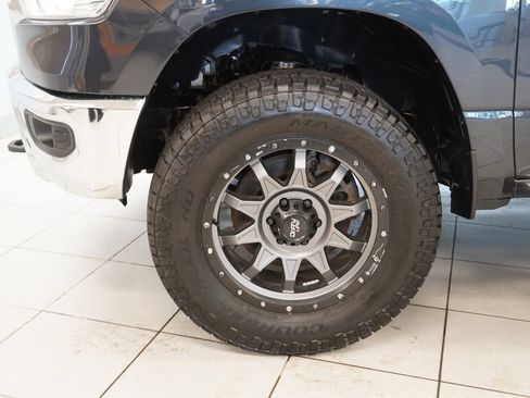 Used 2019 RAM 1500 Big Horn image 18