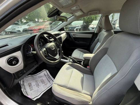 Used 2018 Toyota Corolla LE FWD image 20
