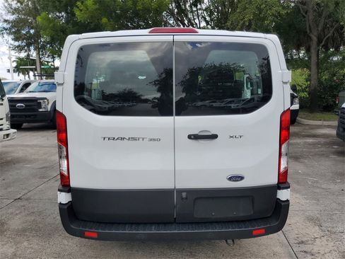 Used 2023 Ford Transit 350 XLT image 5