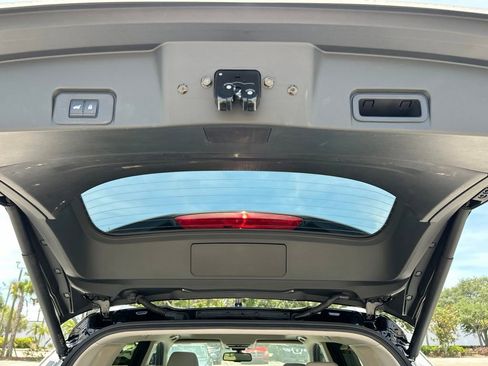 Certified 2024 Nissan Rogue SL w/ SL Premium Package FWD image 53