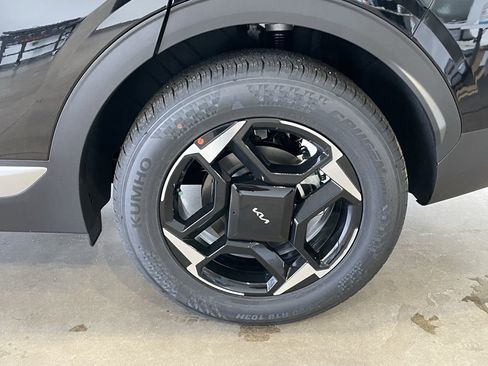 New 2026 Kia Sportage EX image 34