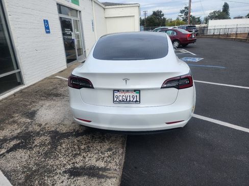 Used 2019 Tesla Model 3 Standard Range Plus RWD image 3