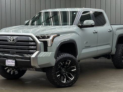 Used 2026 Toyota Tundra Limited AWD/4WD image 1