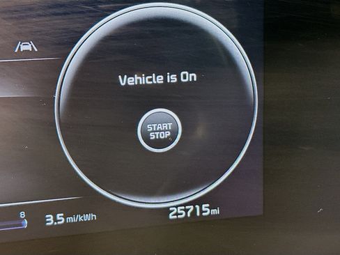 Used 2023 Kia Niro Wind FWD image 18