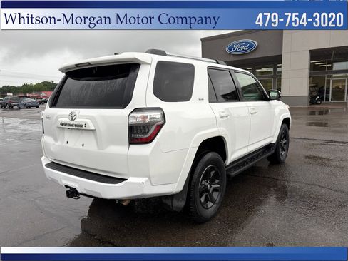 Used 2021 Toyota 4Runner SR5 Premium AWD/4WD image 5