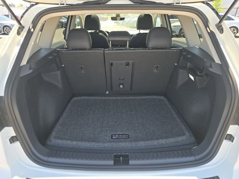 New 2026 Volkswagen Taos SE AWD/4WD image 16
