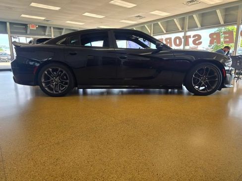 Used 2023 Dodge Charger Scat Pack w/ Navigation & Travel Group RWD image 3