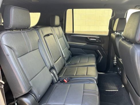 Used 2026 Chevrolet Suburban RST AWD/4WD image 14