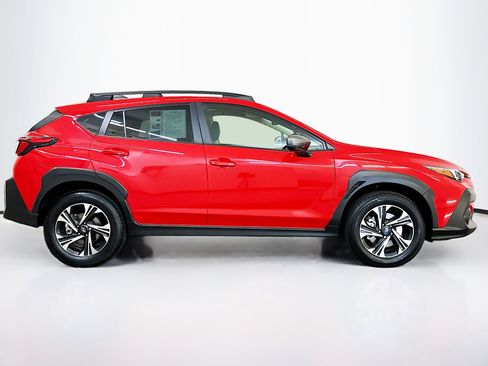 Used 2024 Subaru Crosstrek 2.0i Premium image 10