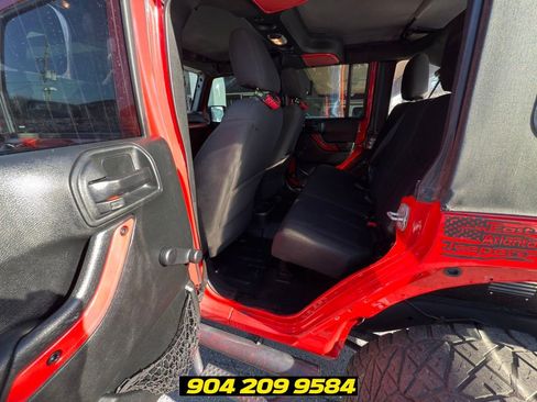 Used 2018 Jeep Wrangler Unlimited Sport AWD/4WD image 29