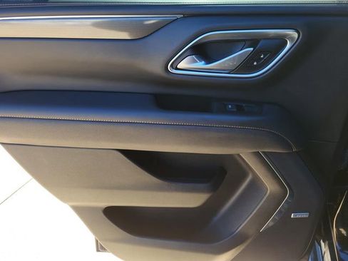 Used 2021 GMC Yukon AT4 w/ AT4 Premium Package image 13