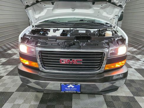 Used 2023 GMC Savana 2500 w/ Driver Convenience Package image 28