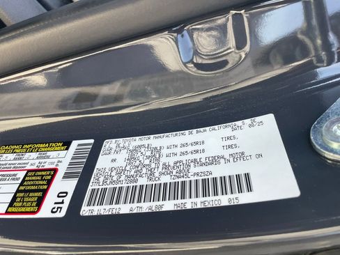 Used 2025 Toyota Tacoma TRD Sport AWD/4WD image 14