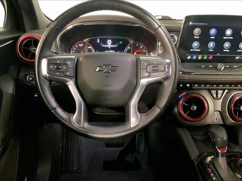 Used 2025 Chevrolet Blazer RS FWD image 5