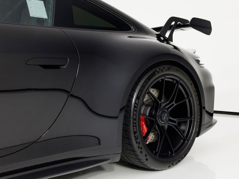 Used 2025 Porsche 911 GT3 RWD image 66