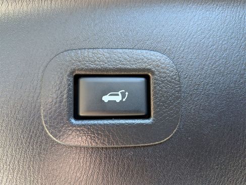 Used 2024 INFINITI QX80 Sensory image 35