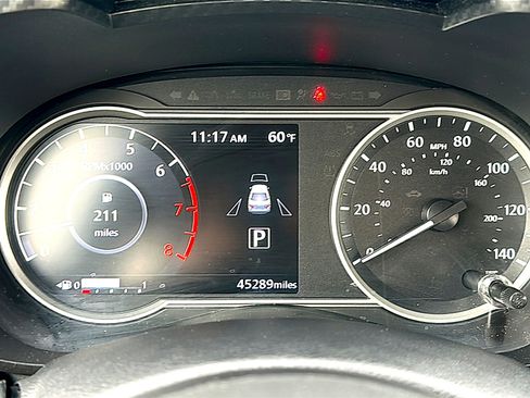 Used 2024 Nissan Versa SV image 25