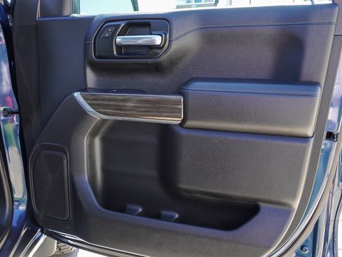Used 2020 Chevrolet Silverado 1500 LT w/ All-Star Edition AWD/4WD image 29