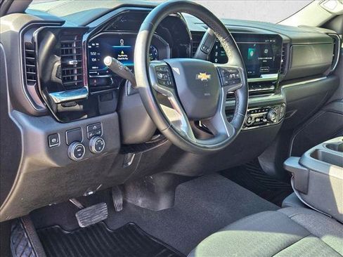 Used 2024 Chevrolet Silverado 1500 LT w/ Convenience Package II RWD image 9