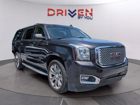 Used 2015 GMC Yukon XL Denali w/ Open Road Package RWD image 6