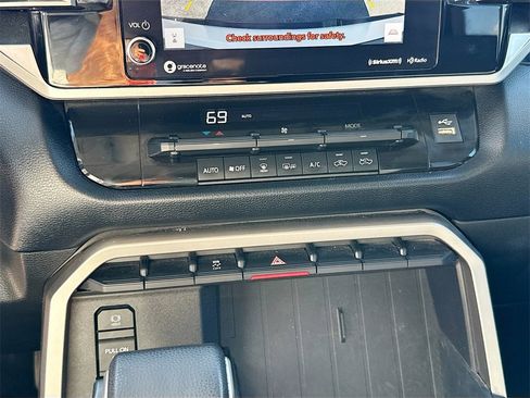 Used 2022 Toyota Tundra SR5 image 15