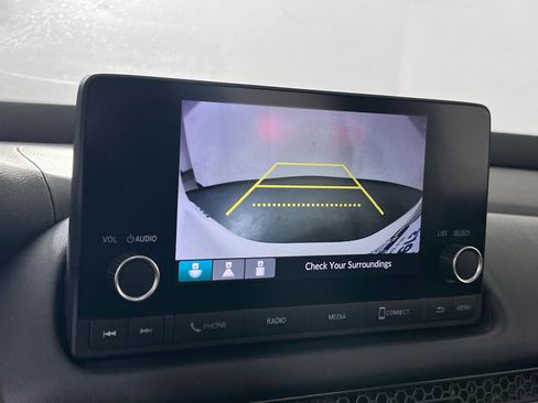 Used 2023 Honda HR-V LX image 13